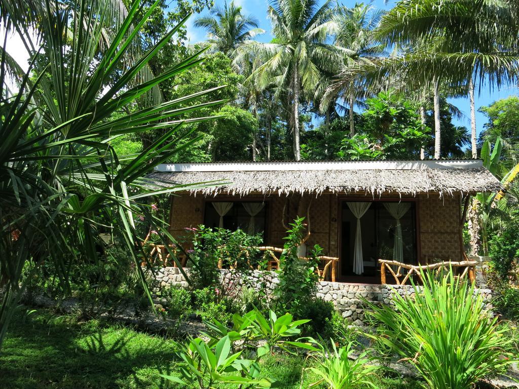 Camiguin Volcan Beach Eco Retreat & Dive Resort Mambajao Rum bild