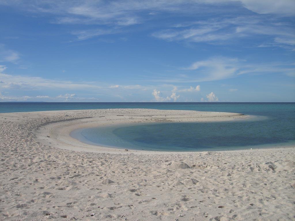 Camiguin Volcan Beach Eco Retreat & Dive Resort Mambajao Exteriör bild