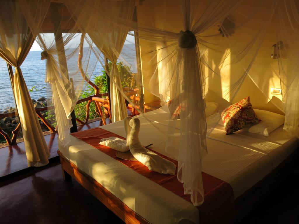 Camiguin Volcan Beach Eco Retreat & Dive Resort Mambajao Exteriör bild